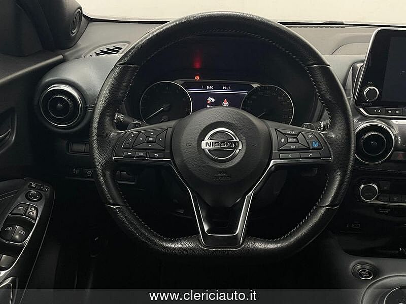 Nissan Juke 1.0 DIG-T 114 CV DCT Tekna