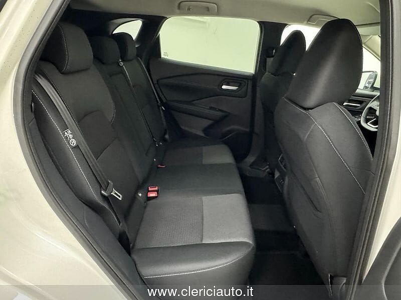 Nissan Qashqai MHEV 140 CV N-Connecta