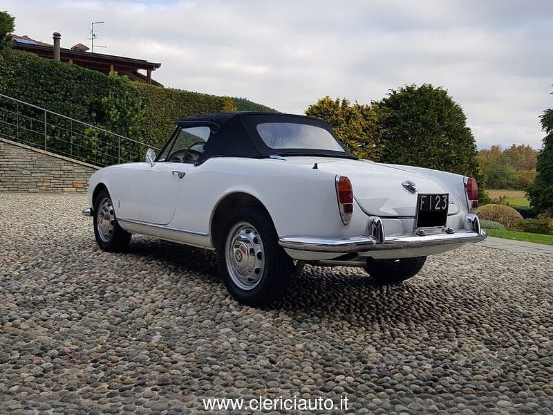 Alfa Romeo Giulia Spider 1600 - Targa FI 23